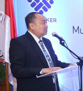 Head of the NPO Indonesia Muhamaad Zuhri delivering a message during the inaugural session of APO multicountry observational study mission on Labor-Management Relations in Jakarta, 23 July 2018.