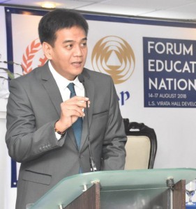 DAP President and CEO Engelbert Caronan, Jr. delivering opening remarks at the APO forum on the Impact of Education Policies on National Productivity Growth in Manila, 14 August 2018.