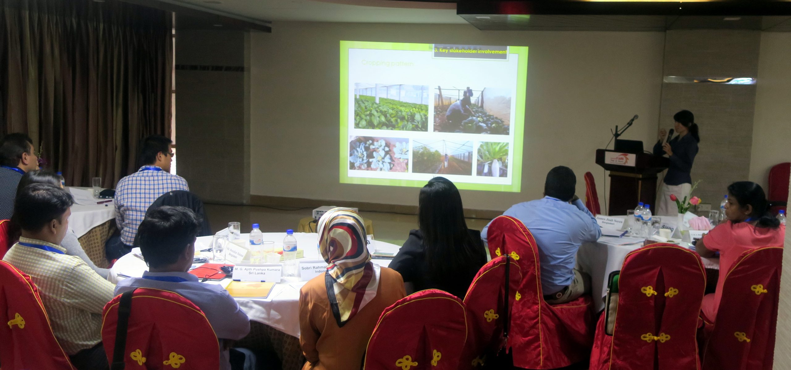 Participants of the Workshop on Successful Models of Integrated Farming making presentations.